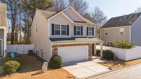 617 Arrowhead Dr, Dallas, GA 30132