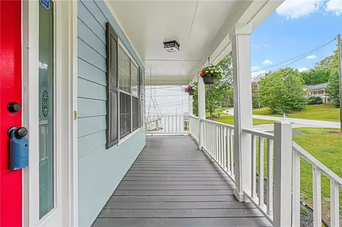 Exterior - 80 Lakefront Dr, Covington, GA 30016 photo 2 of 11