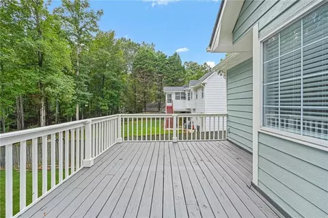 Exterior - 80 Lakefront Dr, Covington, GA 30016 photo 5 of 11