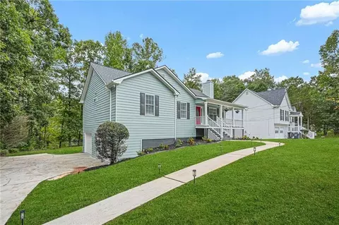 Exterior - 80 Lakefront Dr, Covington, GA 30016 photo 3 of 11