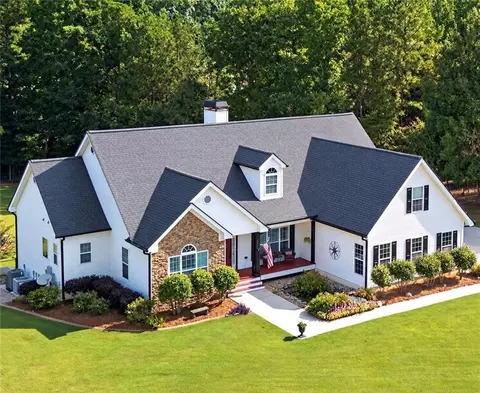 193 Swanson Rd, Fayetteville, GA 30214
