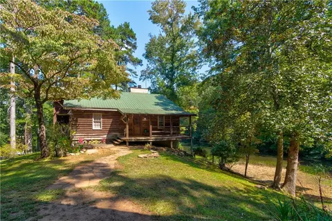 434 Mill Creek Dr, Dawsonville, GA 30534
