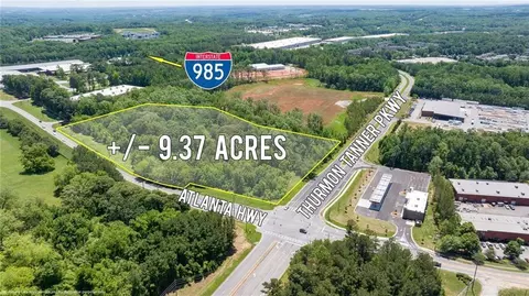 4611 Thurmon Tanner Pkwy, Flowery Branch, GA 30542