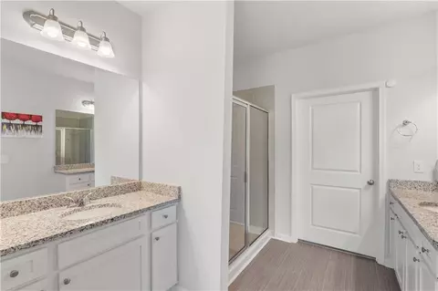 Bath - 1074 Pine View Trl, Monroe, GA 30656 photo 1 of 2
