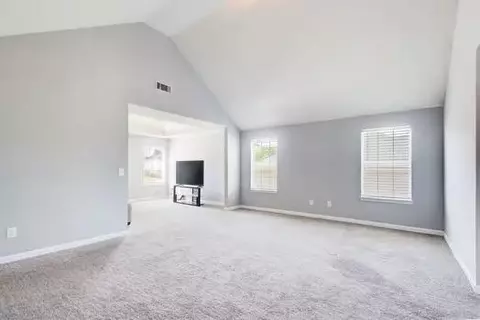 Living - 651 Vaughan Dr, Hampton, GA 30228 photo 8 of 10
