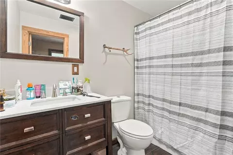 Bath - 445 Browning Rd, Fairmount, GA 30139 photo 5 of 5