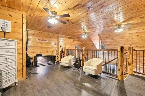 Entry Way - 445 Browning Rd, Fairmount, GA 30139 photo 1 of 2