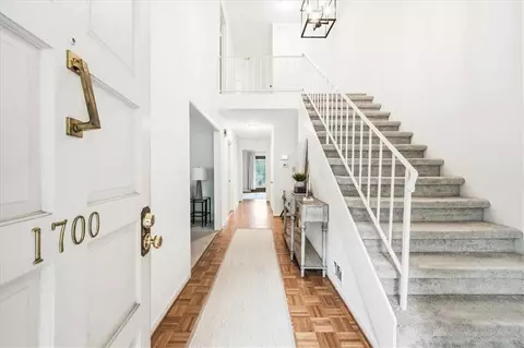 1700 Woodcliff Way NE, Atlanta, GA 30329