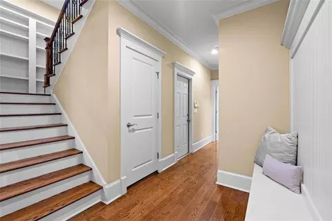 Entry Way - 120 Crystal Ct, Tyrone, GA 30290 photo 3 of 6