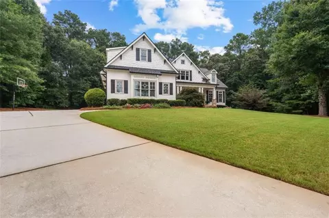 Exterior - 120 Crystal Ct, Tyrone, GA 30290 photo 3 of 16