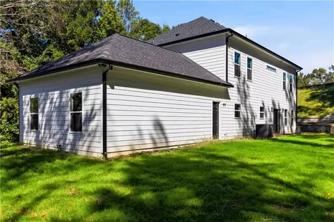 Exterior - 185 Stephanie Ln, Covington, GA 30016 photo 5 of 7