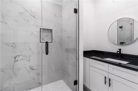 Bath - 185 Stephanie Ln, Covington, GA 30016 photo 1 of 3