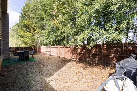 Exterior - 100 Regency Pl, Covington, GA 30016 photo 2 of 7