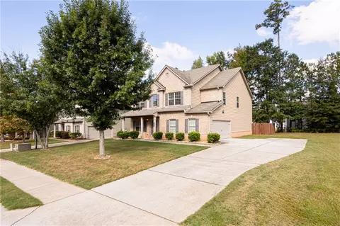 Exterior - 100 Regency Pl, Covington, GA 30016 photo 6 of 7