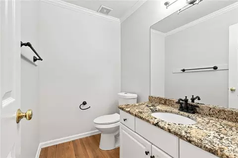 Bath - 425 Fairford Ln, Duluth, GA 30097 photo 1 of 7