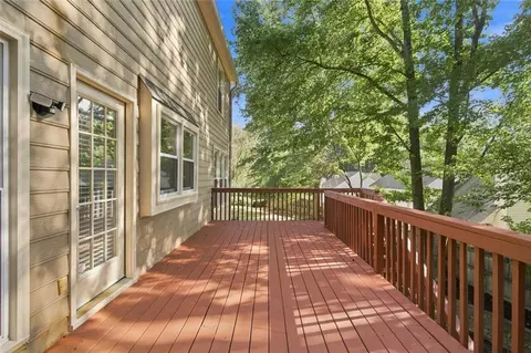 Exterior - 425 Fairford Ln, Duluth, GA 30097 photo 3 of 13
