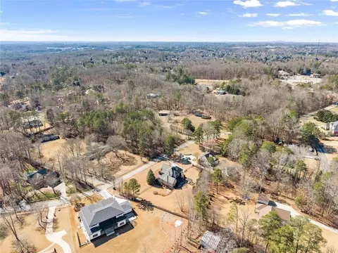 View/Area - 1875 Southers Cir, Suwanee, GA 30024 photo 3 of 5