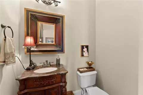 Bath - 1875 Southers Cir, Suwanee, GA 30024 photo 1 of 8
