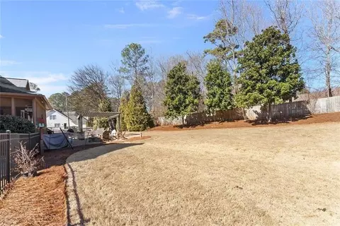 Exterior - 1875 Southers Cir, Suwanee, GA 30024 photo 10 of 14