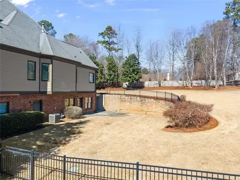 Exterior - 1875 Southers Cir, Suwanee, GA 30024 photo 14 of 14