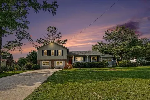 1117 Malibu Dr, Marietta, GA 30066