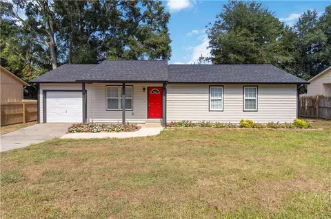 253 Deerfield Dr, Jonesboro, GA 30238