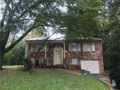 935 Bimini Ln, Forest Park, GA 30297