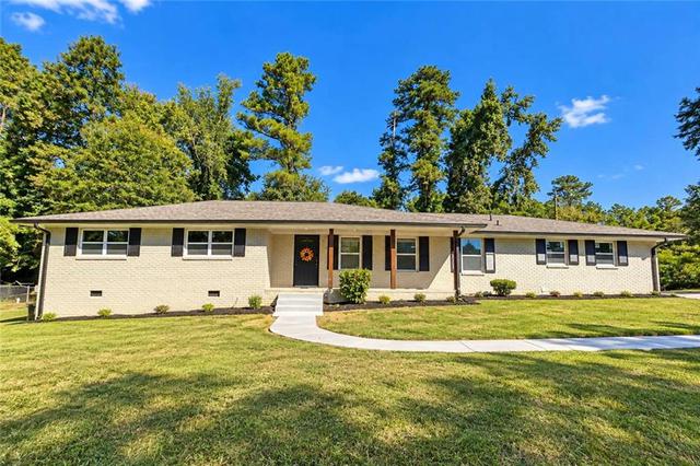 2613 Creek Ln, Snellville, GA 30078
