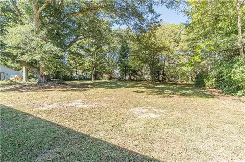 Exterior - 264 E Broad St, Winder, GA 30680 photo 11 of 11