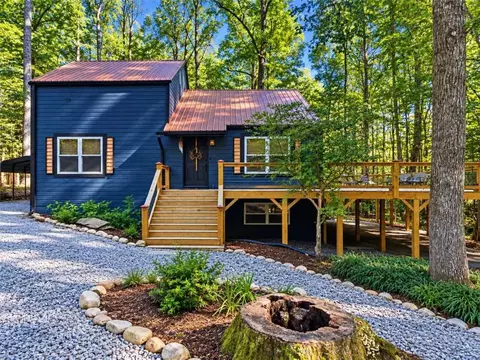 5966 Hilltop Dr, Douglasville, GA 30135