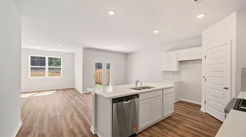 110 Planters Row, Perry, GA 31069 photo 9