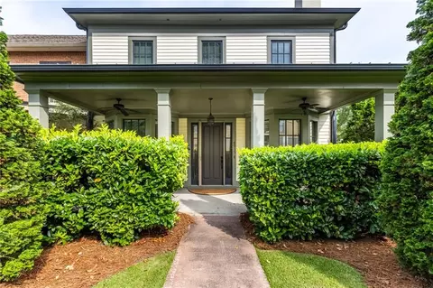 6015 Webster Cir, Norcross, GA 30071