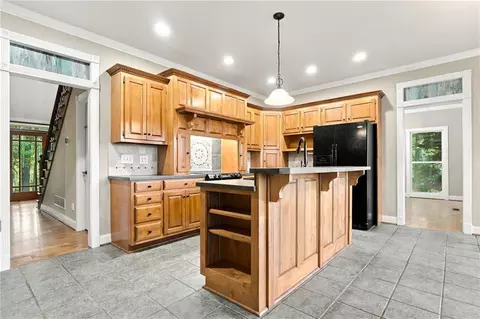 Kitchen - 340 Griffith Rd, Jasper, GA 30143 photo 4 of 6