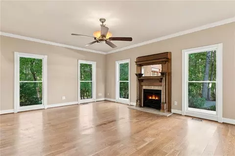 Living - 340 Griffith Rd, Jasper, GA 30143 photo 3 of 7