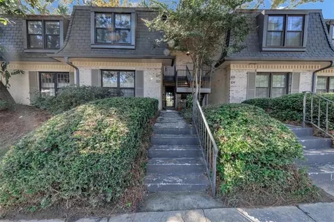 105 Adrian Pl NW, Atlanta, GA 30327