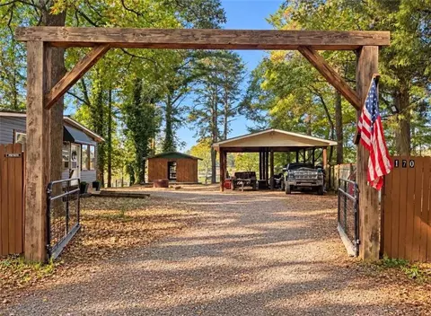 Exterior - 7170 Blacks Bluff Rd, Cave Spring, GA 30124 photo 1 of 2