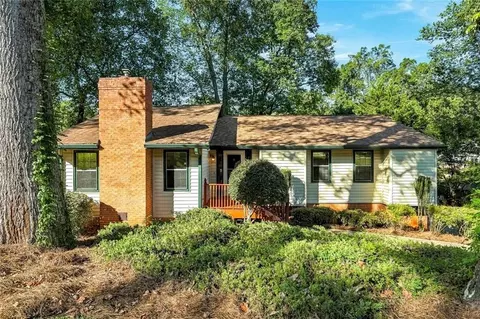 1750 Sundale Dr, Lawrenceville, GA 30046