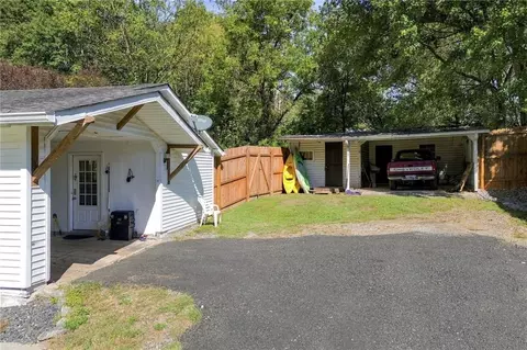 Exterior - 43 Bell Ave, Jasper, GA 30143 photo 5 of 7