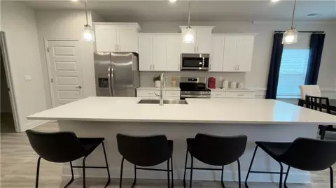 Kitchen - 118 Gentle Way, Commerce, GA 30530 photo 2 of 3