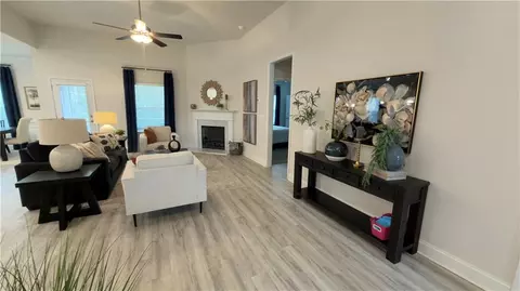 Entry Way - 118 Gentle Way, Commerce, GA 30530 photo 2 of 15