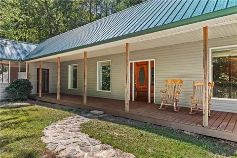 5250 Punkintown Rd, Douglasville, GA 30135
