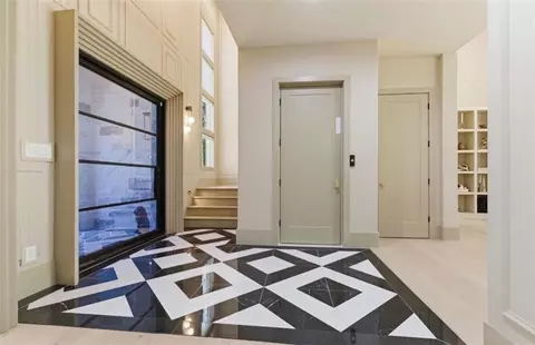Entry Way - 1315 Sandy Creek Rd, Tyrone, GA 30290 photo 3 of 3