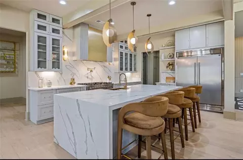 Kitchen - 1315 Sandy Creek Rd, Tyrone, GA 30290 photo 2 of 4