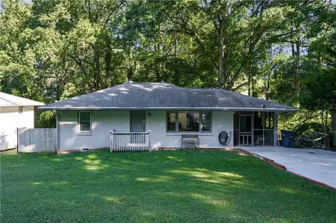 169 Herbert Dr SE, Marietta, GA 30067