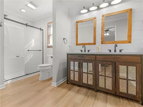 Bath - 20 Valley Trl, Covington, GA 30014 photo 1 of 3