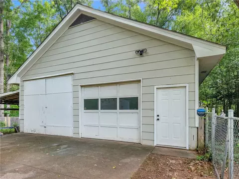 Exterior - 20 Valley Trl, Covington, GA 30014 photo 14 of 17