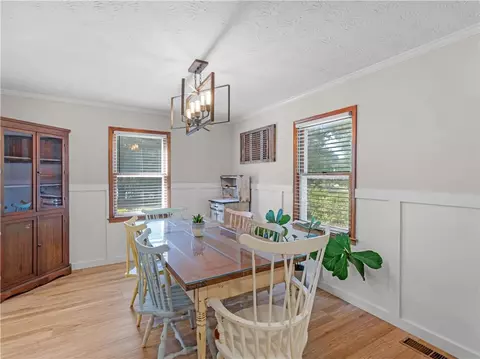 Dining - 20 Valley Trl, Covington, GA 30014 photo 1 of 3