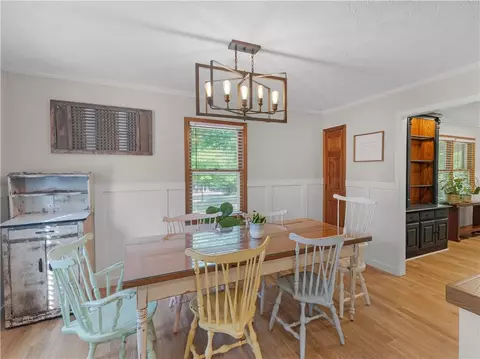Dining - 20 Valley Trl, Covington, GA 30014 photo 3 of 3