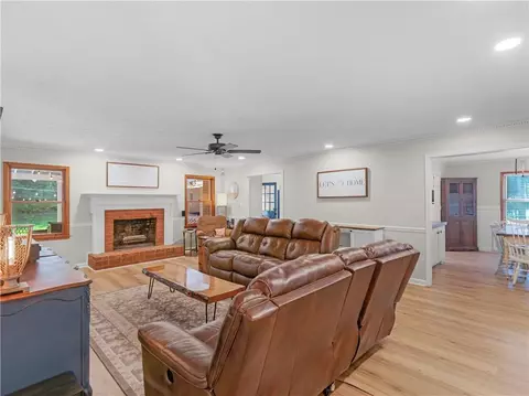 Living - 20 Valley Trl, Covington, GA 30014 photo 1 of 7