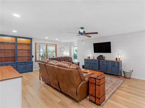 Living - 20 Valley Trl, Covington, GA 30014 photo 3 of 7